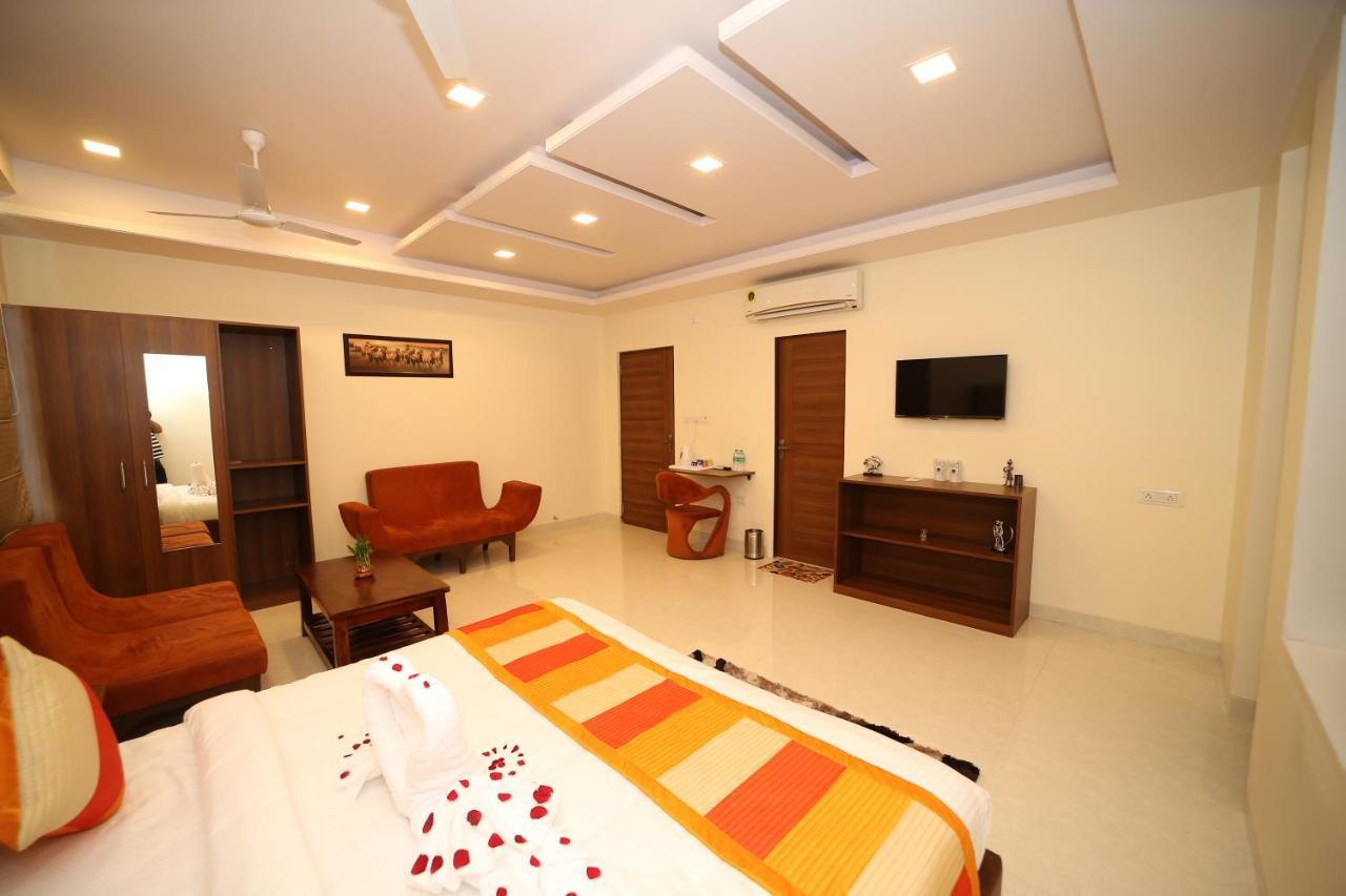 جايبور Hotel Myriad Inn المظهر الخارجي الصورة